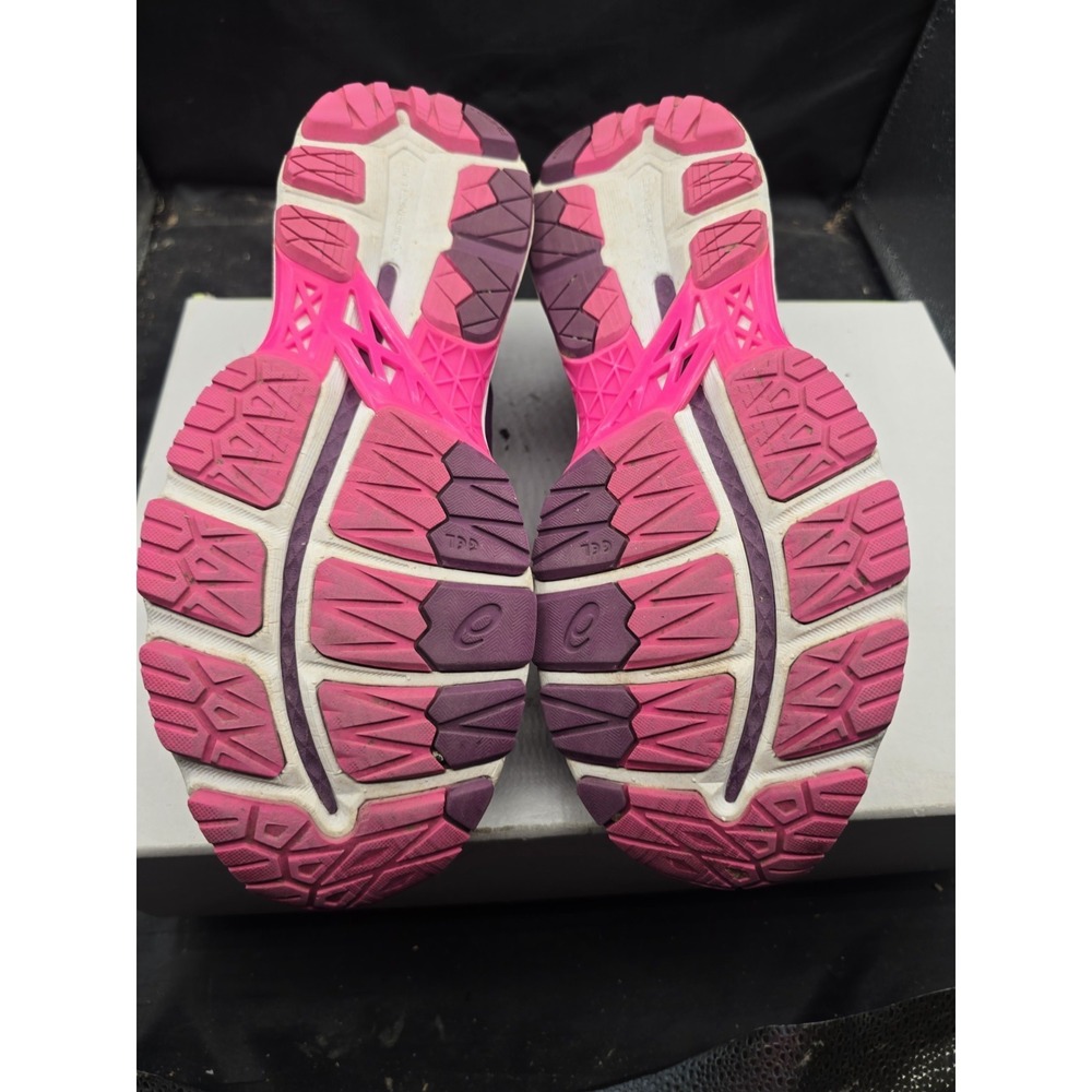 Women Asics Gel Kayano 24 - Picture 7 of 7